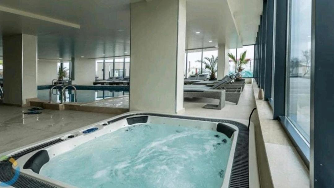 Apartament Rebeca Lux By Alezzi Beach Resort Năvodari Eksteriør bilde