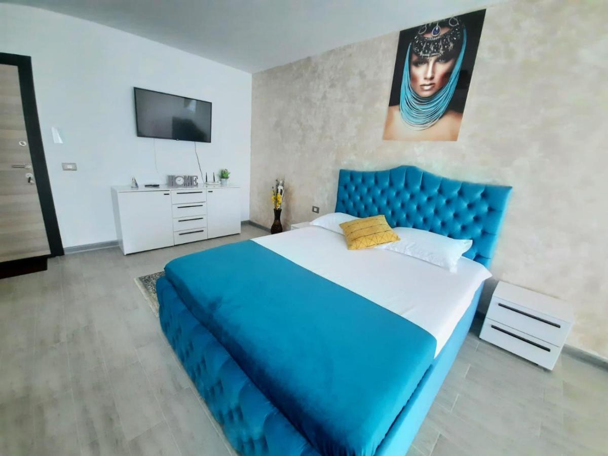 Apartament Rebeca Lux By Alezzi Beach Resort Năvodari Eksteriør bilde
