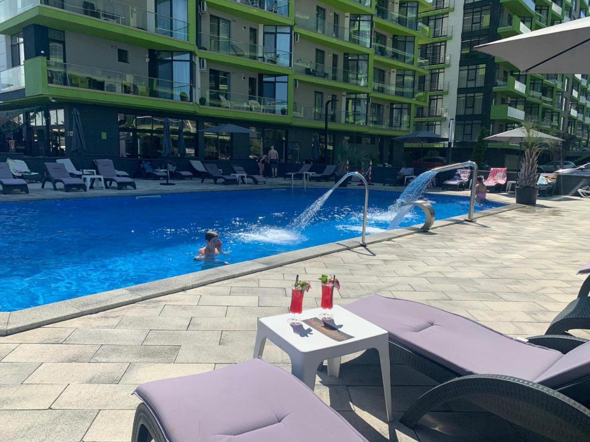 Apartament Rebeca Lux By Alezzi Beach Resort Năvodari Eksteriør bilde