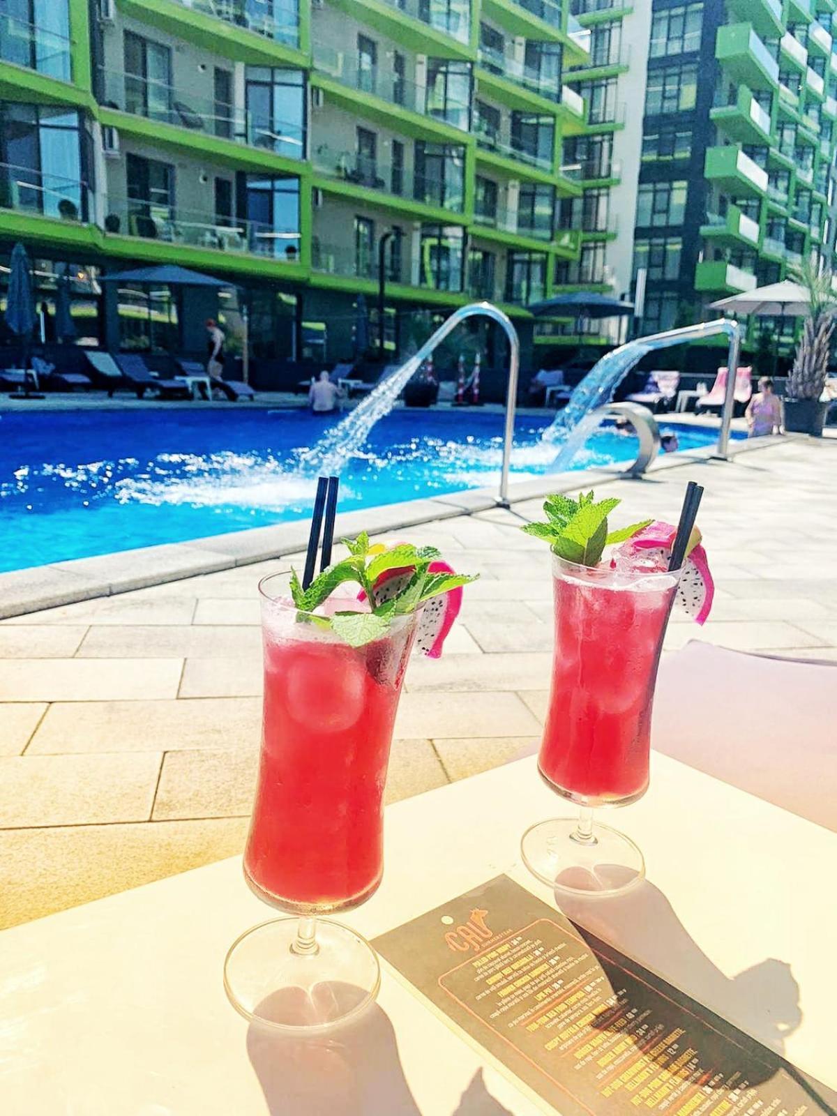 Apartament Rebeca Lux By Alezzi Beach Resort Năvodari Eksteriør bilde